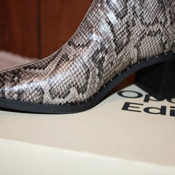 Open Edit "GIAH" Snake print short boots Sz 7 and Sz 8 avail. - Picture 10 of 12